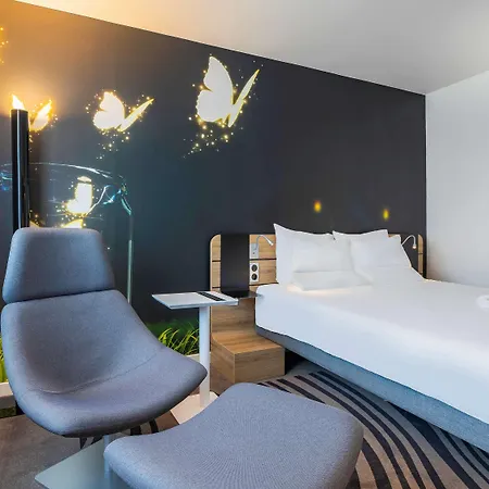 Novotel فندق