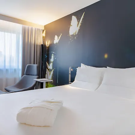 Novotel فندق