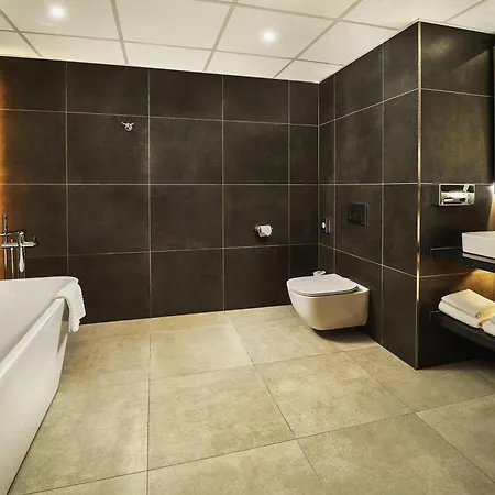 Готель Novotel 3*
