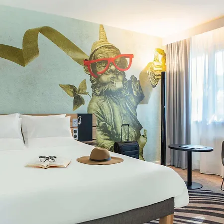 Novotel Hotel
