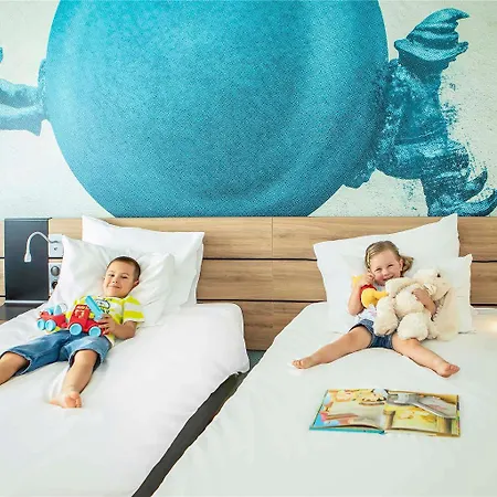Novotel Hotel
