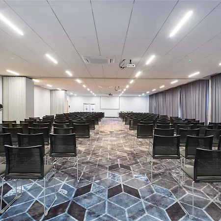 Novotel 3*